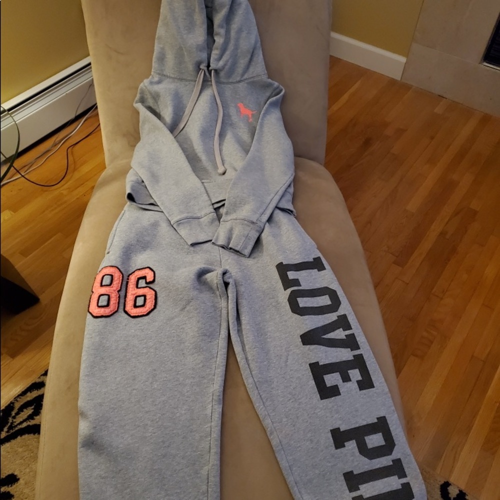 Victoria secret pink sweatsuit